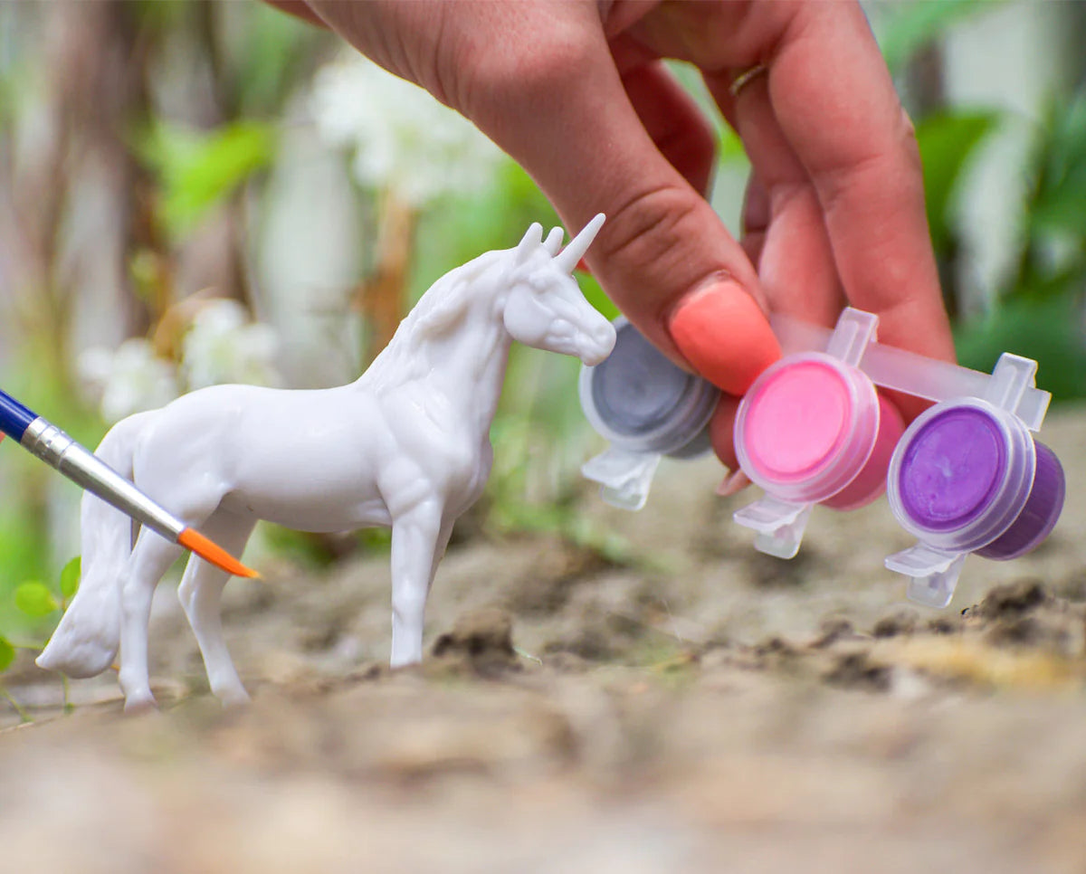 Breyer Suncatcher Unicorns Paint & Play Set