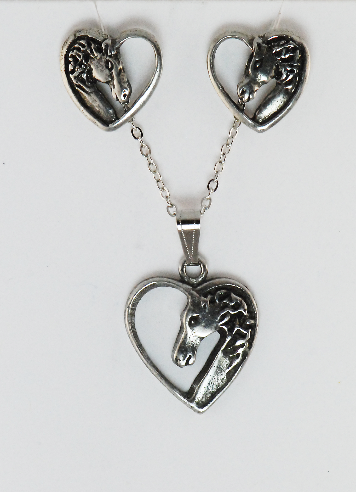 The Finishing Touch Silver Horse Heart Set