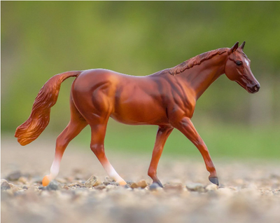 Breyer Coppery Chestnut Thoroughbred 957