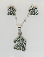 The Finishing Touch Silver Horse Head Set