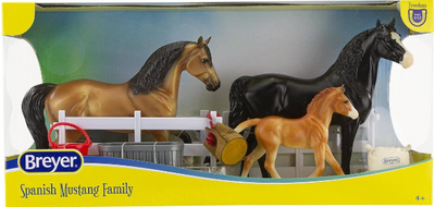 Breyer Spanish Mustang Family